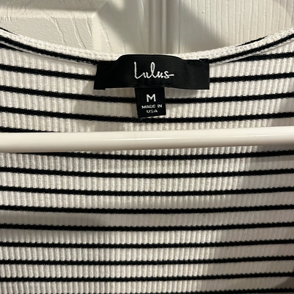 Lulu’s ribbed stripped short sleeve bodysuit M - Picture 2 of 5